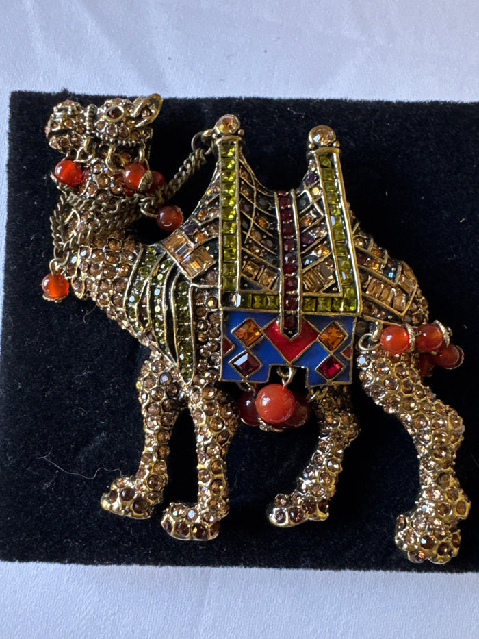 Heidi Daus Signed Camel Brooch