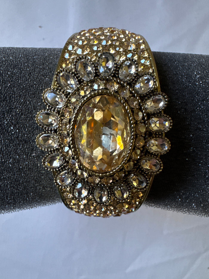 Heidi Daus Signed Dazzling Delight Cuff And Ring (size 11) Golden Stones