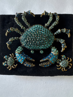 Heidi Daus Signed Queen Crab Pin Brooch With Matching Earrings (post)